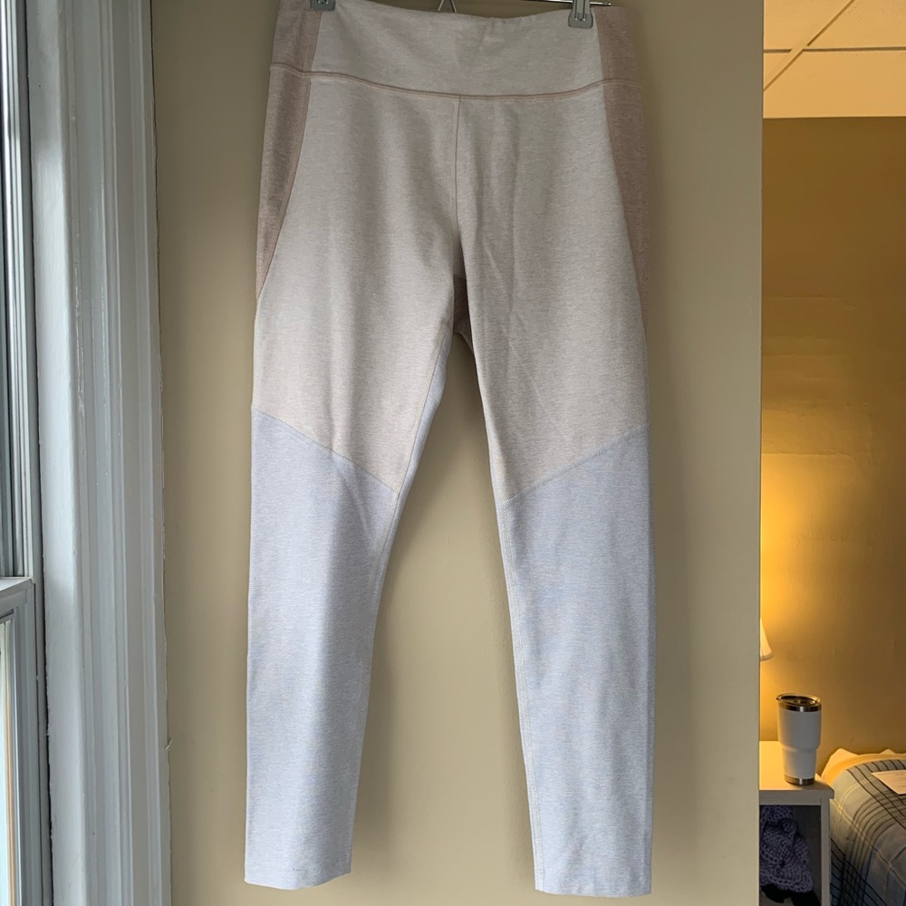 Outdoor Voices Leggings Size Large